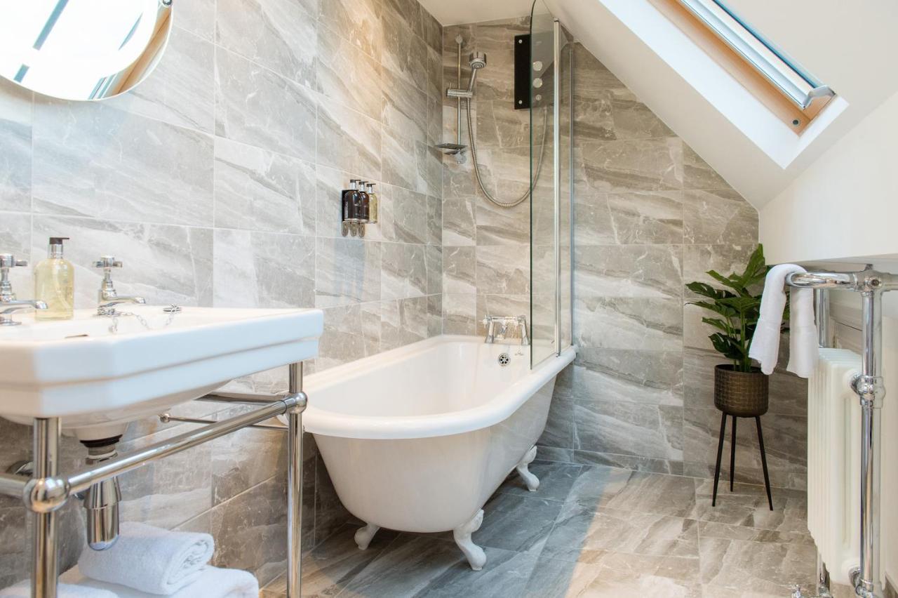 The Tower By Harrogate Serviced Apartments Exterior photo