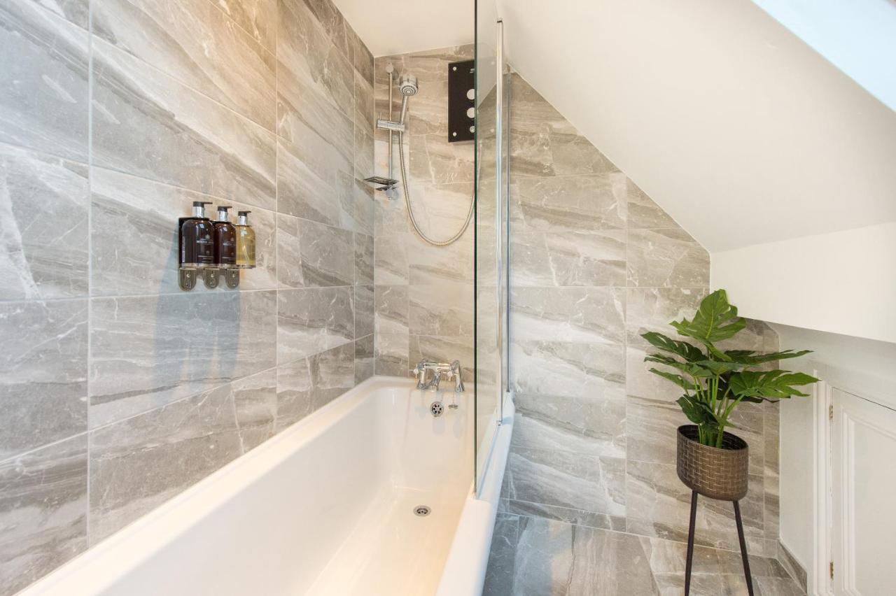 The Tower By Harrogate Serviced Apartments Exterior photo